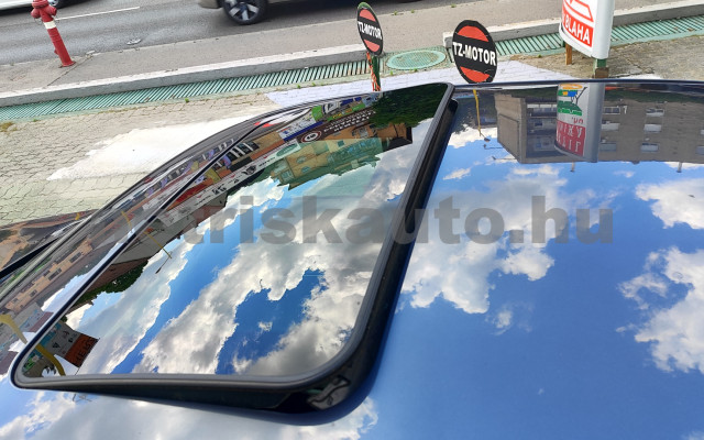 BMW 3-as sorozat 320d Aut. személygépkocsi - 1995cm3 Diesel 121490 7/12