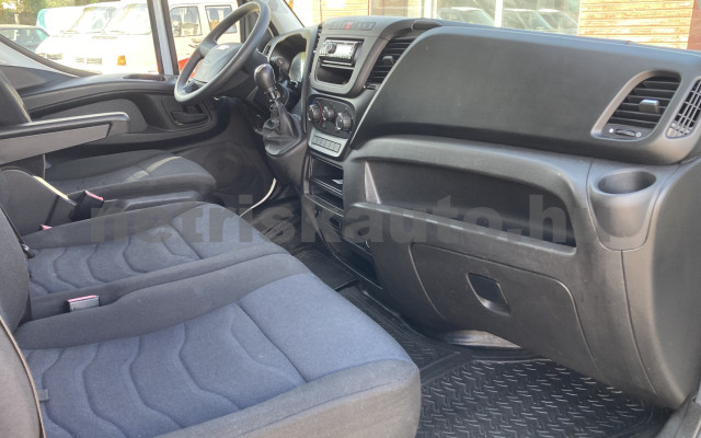 IVECO 35 35 S 16 4100 tehergépkocsi 3,5t össztömegig - 2287cm3 Diesel 121620 9/9