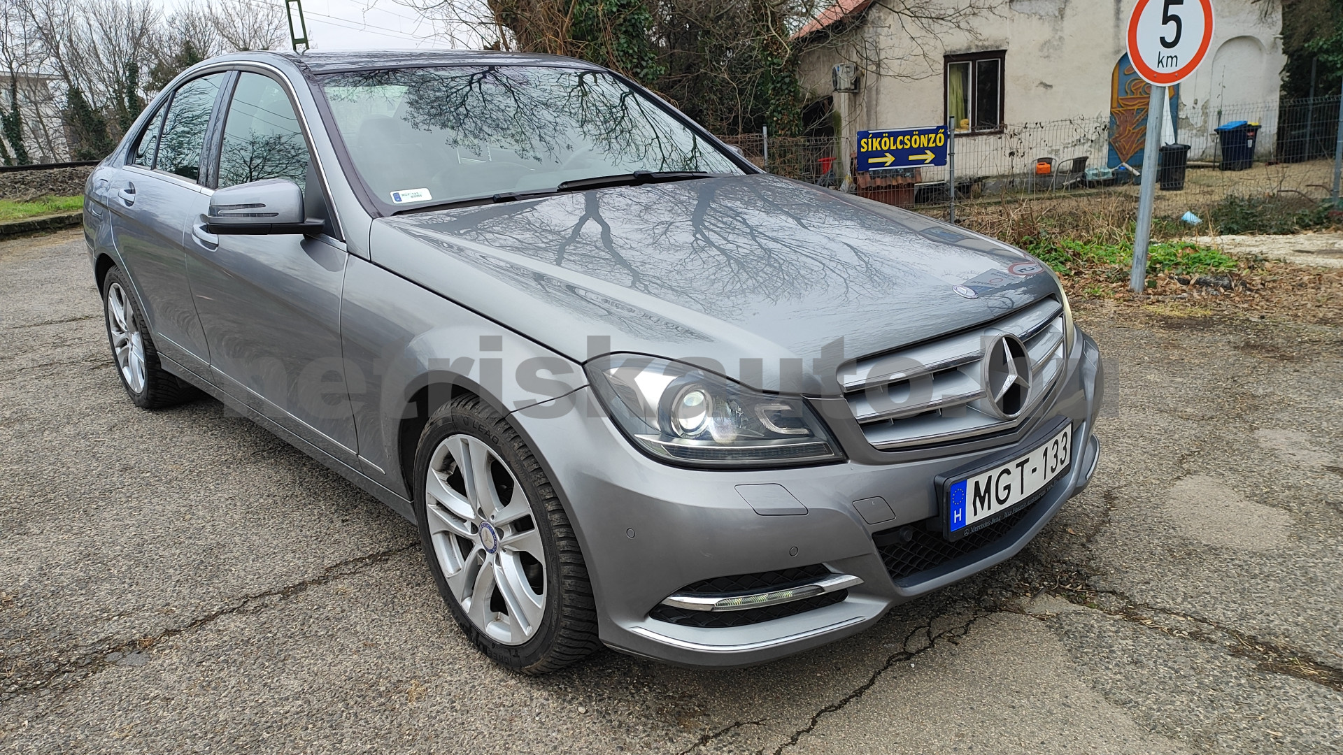 MERCEDES-BENZ C-osztály C 180 BlueEFFICIENCY Avantgarde Aut személygépkocsi - 1595cm3 Benzin 121402 1/12