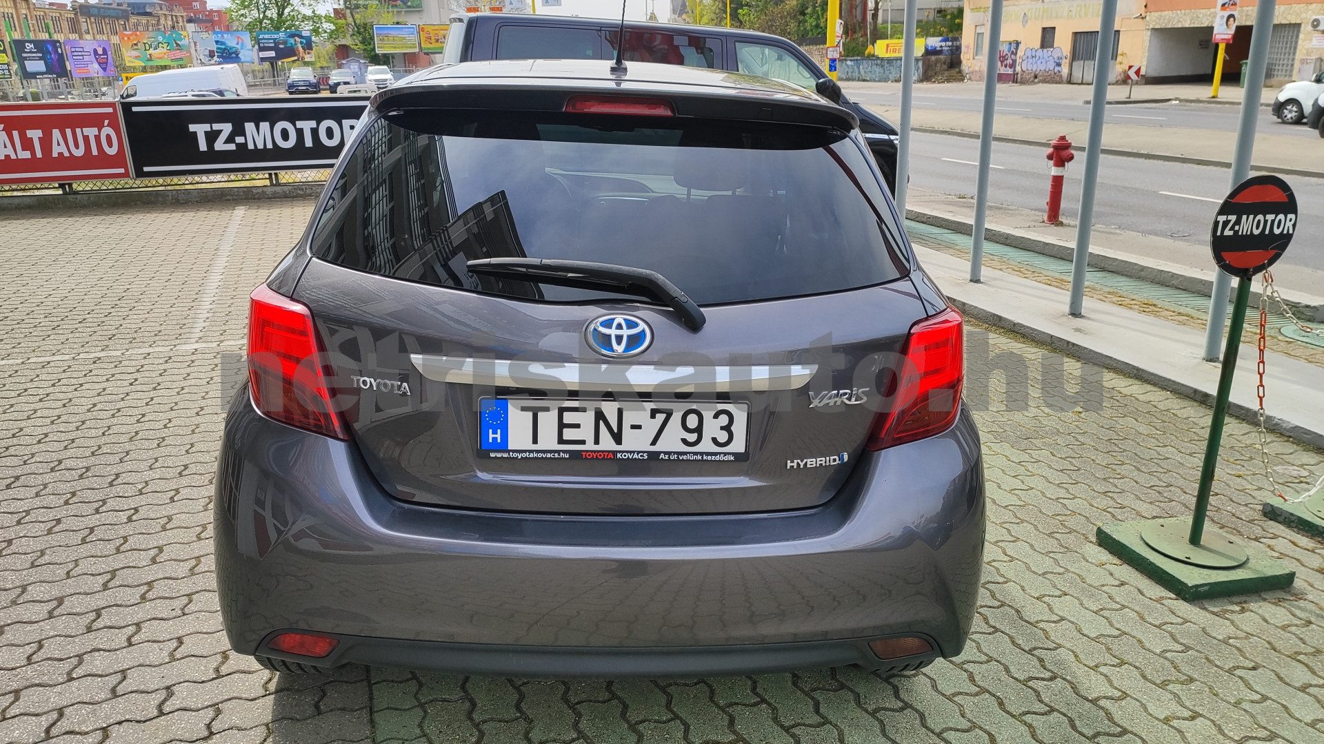 TOYOTA Yaris 1.5 HSD Active Aut. személygépkocsi - 1497cm3 Hybrid 121440 4/12