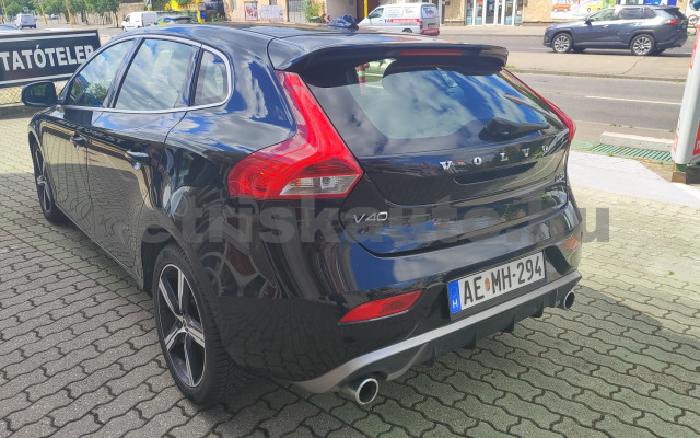 VOLVO V40 2.0 D [D3] R-Design Geartronic személygépkocsi - 1969cm3 Diesel 121501 2/12