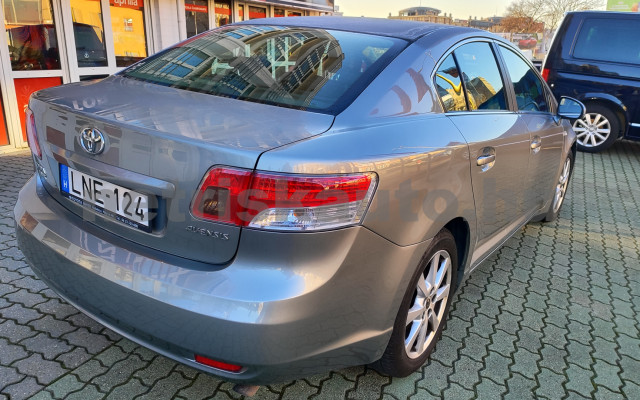 TOYOTA Avensis 2.2 D-4D Sol Aut. személygépkocsi - 2231cm3 Diesel 121404 12/12