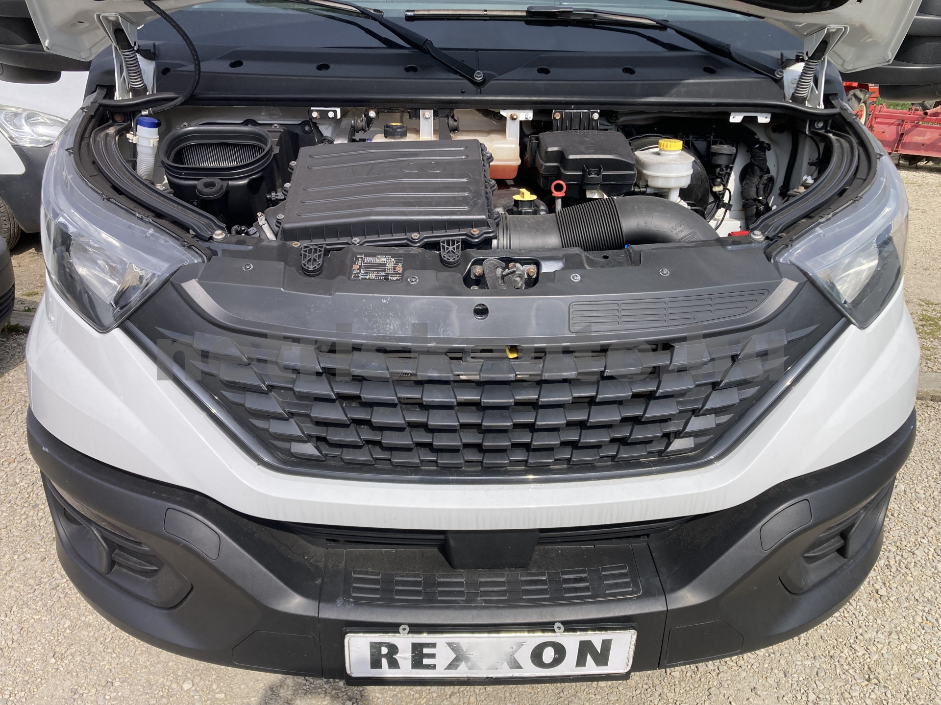 IVECO Egyéb tehergépkocsi 3,5t össztömegig - 2998cm3 Diesel 121426 6/8