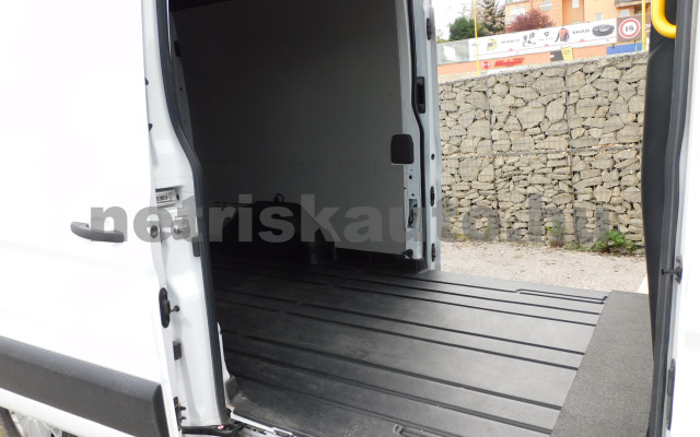 FORD Transit 2.0 TDCi 310 LWB Trend tehergépkocsi 3,5t össztömegig - 1995cm3 Diesel 120163 4/12