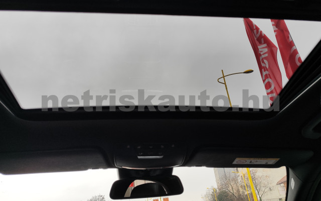 MERCEDES-BENZ C-osztály C 200 4Matic 9G-TRONIC személygépkocsi - 1991cm3 Benzin 121345 7/12