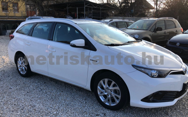 TOYOTA Auris 1.8 HSD Active Trend Aut. személygépkocsi - 1798cm3 Hybrid 120029 6/12
