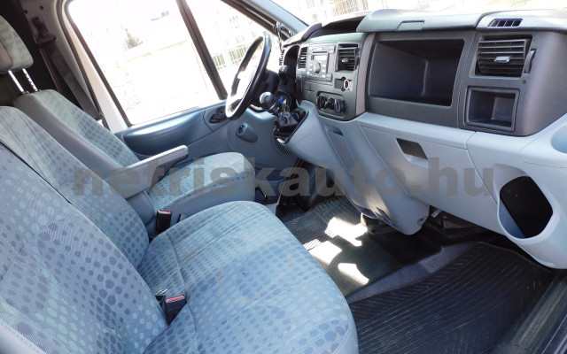 FORD Transit 2.2 TDCi 350 M Trend tehergépkocsi 3,5t össztömegig - 2198cm3 Diesel 120150 8/12