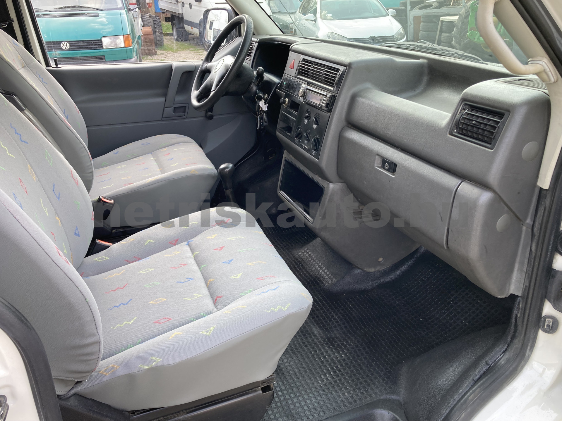 VW Transporter 2.5 Mixto tehergépkocsi 3,5t össztömegig - 2461cm3 Diesel 121415 7/9