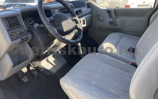 VW Transporter 1.9 7DE 1H2 F tehergépkocsi 3,5t össztömegig - 1896cm3 Diesel 121603 7/8