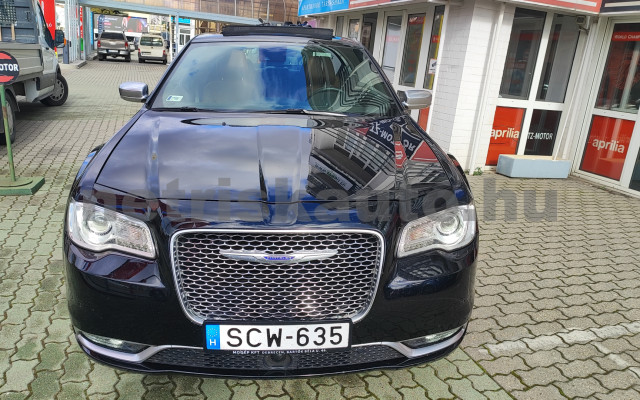 CHRYSLER 300 C személygépkocsi - 5654cm3 Benzin 121401 3/12