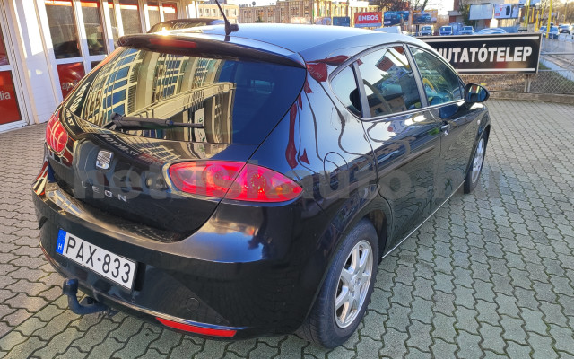 SEAT Leon 1.6 CR TDI Style DSG személygépkocsi - 1598cm3 Diesel 121363 11/11