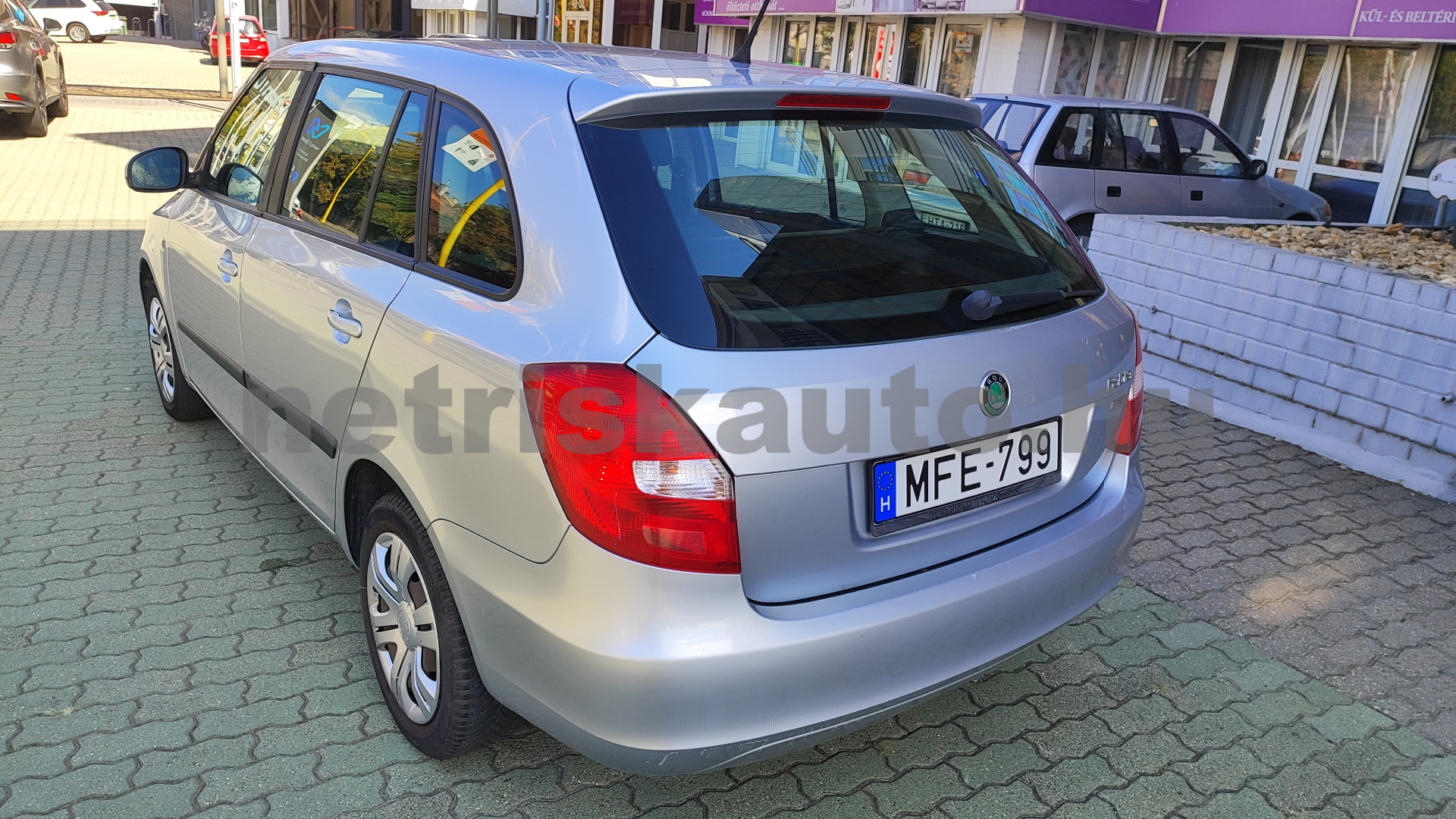 SKODA Fabia 1.2 TSI Ambition személygépkocsi - 1197cm3 Benzin 121566 2/12