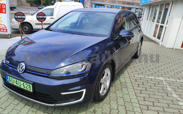 VW Golf e-Golf személygépkocsi - cm3 Kizárólag elektromos 121538 10/11