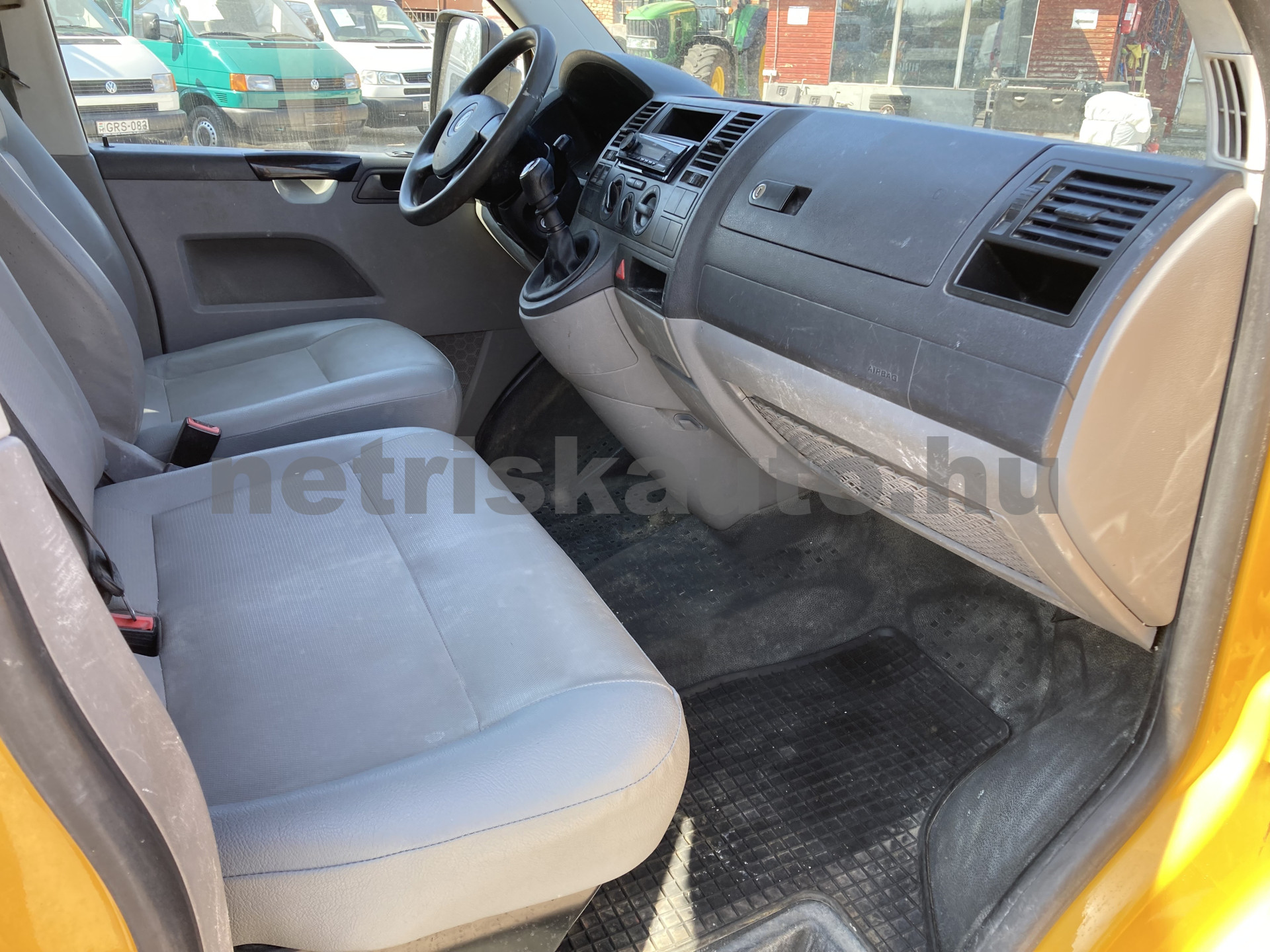 VW Transporter 1.9 TDI tehergépkocsi 3,5t össztömegig - 1896cm3 Diesel 121423 8/10