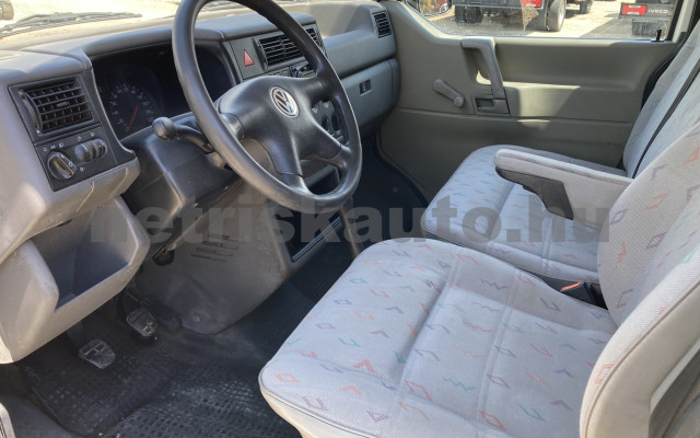 VW Transporter 2.5 Mixto tehergépkocsi 3,5t össztömegig - 2461cm3 Diesel 121513 6/9