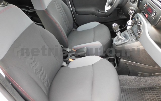FIAT Panda 1.2 8V Easy EU6 [5 személy] személygépkocsi - 1242cm3 Benzin 119871 9/12