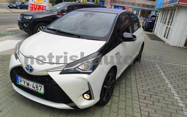 TOYOTA Yaris 1.5 VVT-i Hybrid Sel. W. e-CVT személygépkocsi - 1497cm3 Hybrid 121528 11/12