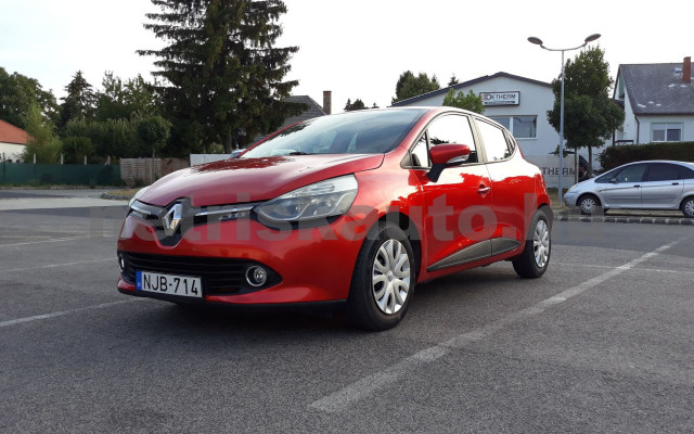 RENAULT Clio IV 1.2 16V KLÍMA TEMPOMAT KARTÁMASZ NAVI személygépkocsi - 1149cm3 Benzin 121539 2/11