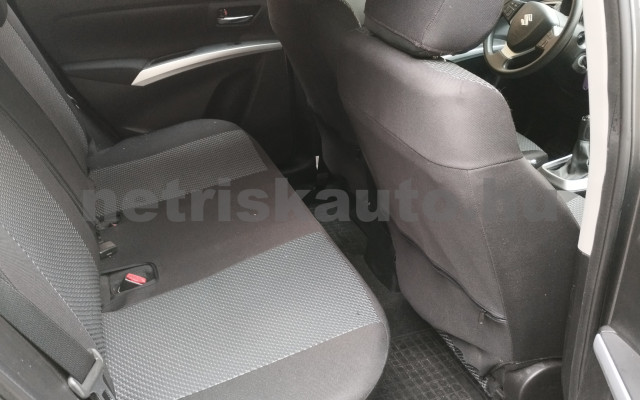 SUZUKI SX4 S-Cross 1.0T GL+ személygépkocsi - 998cm3 Benzin 121162 10/12