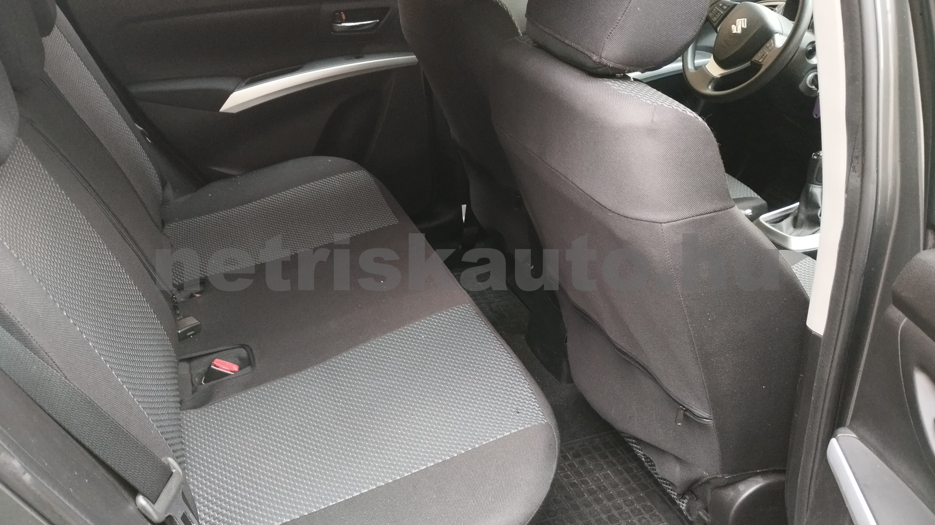 SUZUKI SX4 S-Cross 1.0T GL+ személygépkocsi - 998cm3 Benzin 121162 10/12