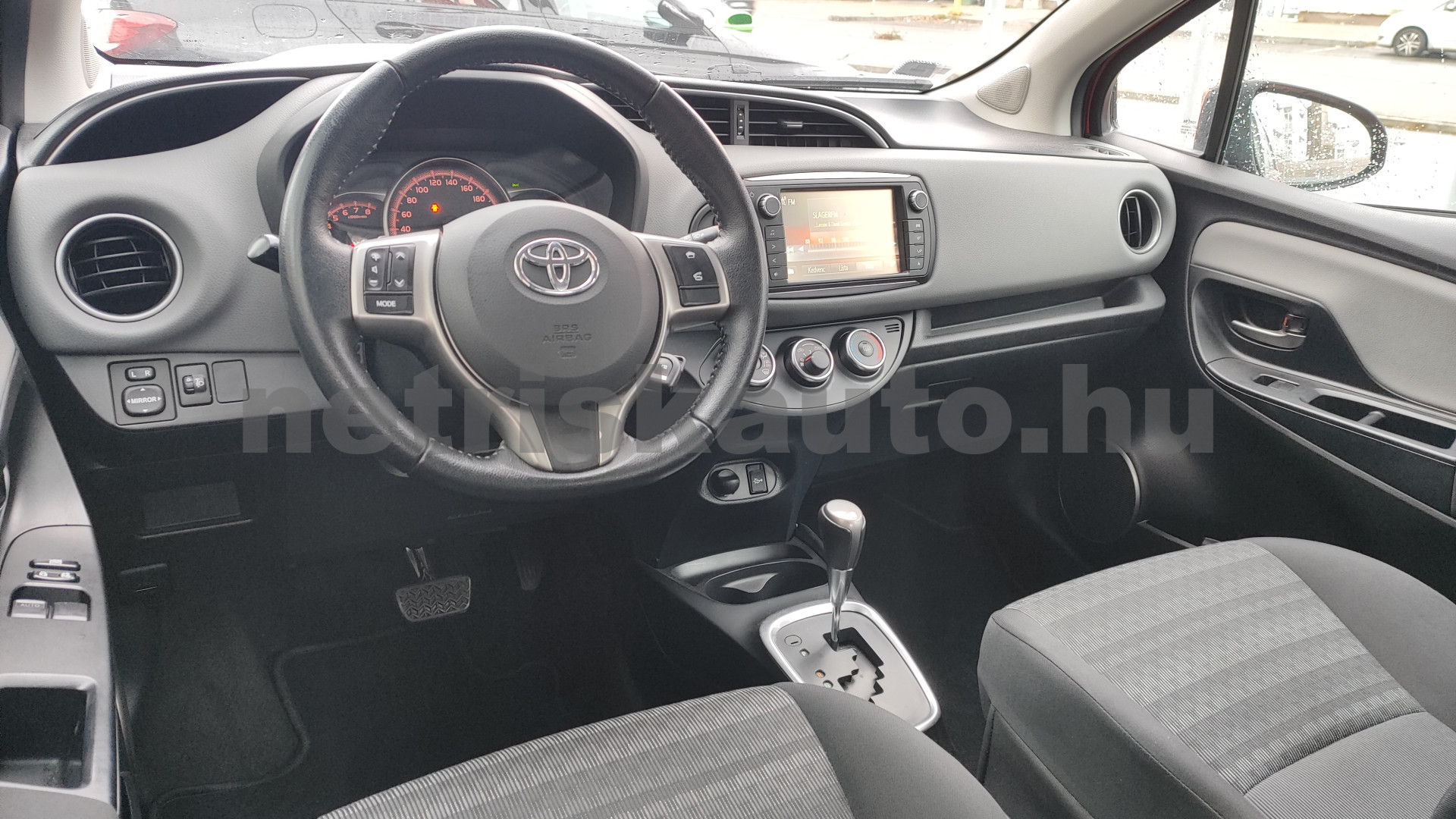 TOYOTA Yaris 1.33 Active CVT személygépkocsi - 1329cm3 Benzin 121327 6/12