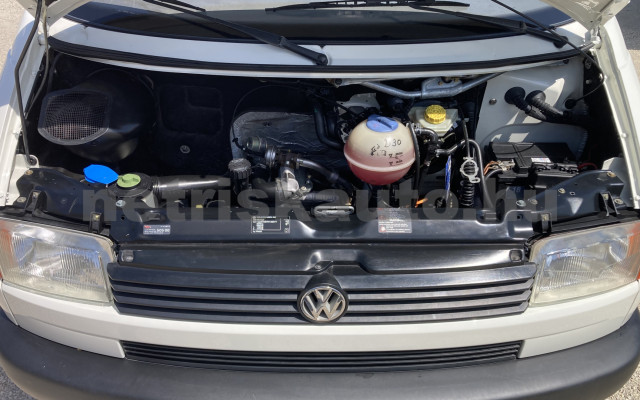 VW Transporter 1.9 7DE 1H2 F tehergépkocsi 3,5t össztömegig - 1896cm3 Diesel 121229 5/8