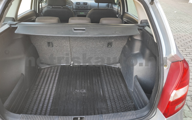 SKODA Fabia 1.2 TSI Ambition személygépkocsi - 1197cm3 Benzin 121566 10/12
