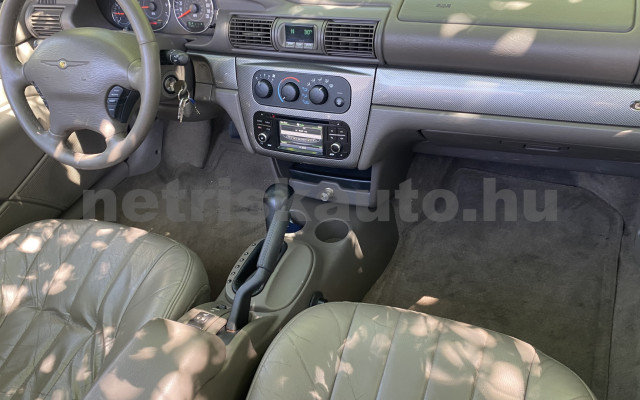 CHRYSLER Sebring 2.7 Limited Aut. személygépkocsi - 2736cm3 Benzin 121510 8/12