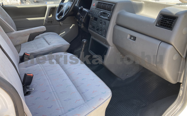 VW Transporter 2.5 Mixto tehergépkocsi 3,5t össztömegig - 2461cm3 Diesel 121513 7/9