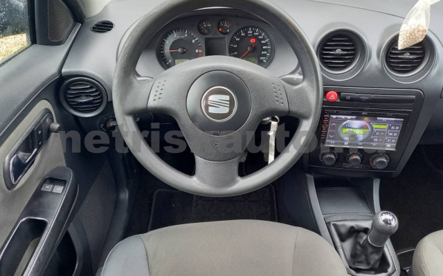 SEAT Cordoba 1.4 Reference Cool személygépkocsi - 1390cm3 Benzin 120492 10/33
