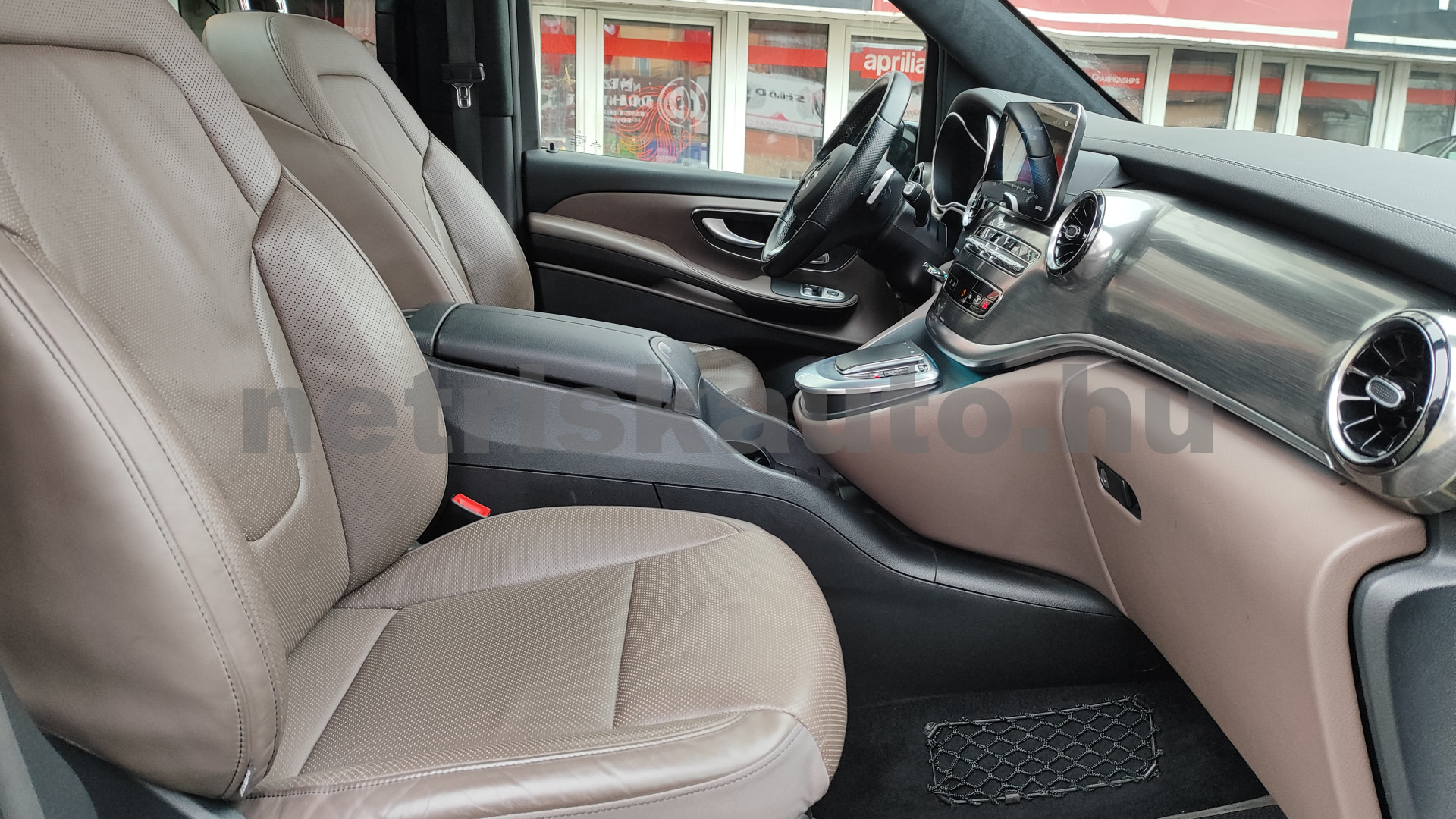 MERCEDES-BENZ V-osztály V 300 BlueTEC/d K Aut. 7sz tehergépkocsi 3,5t össztömegig - 1950cm3 Diesel 121354 7/12