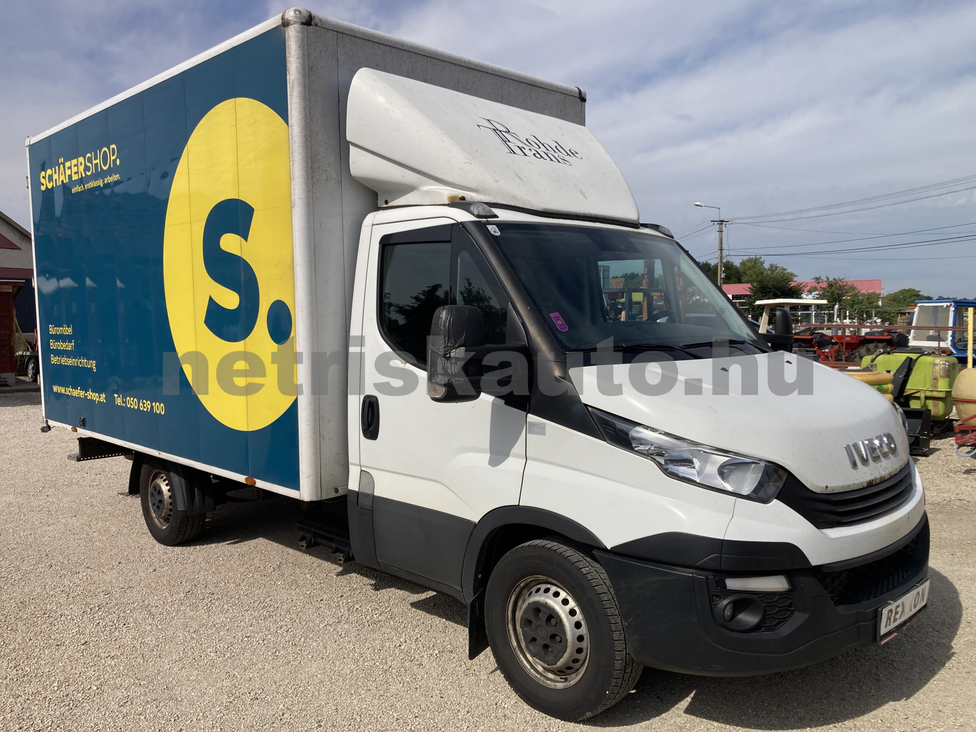 IVECO 35 35 S 18 3750 Aut. tehergépkocsi 3,5t össztömegig - 2998cm3 Diesel 121272 2/8