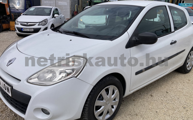 RENAULT Clio CLIO III 1.5 dCi Société FRISS VIZSGA,MA tehergépkocsi 3,5t össztömegig - 1461cm3 Diesel 121095 2/8