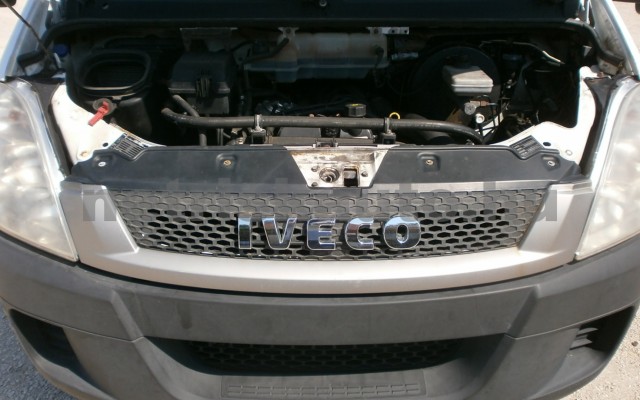 IVECO 35 35 C 15 3750 tehergépkocsi 3,5t össztömegig - 2998cm3 Diesel 98273 6/8