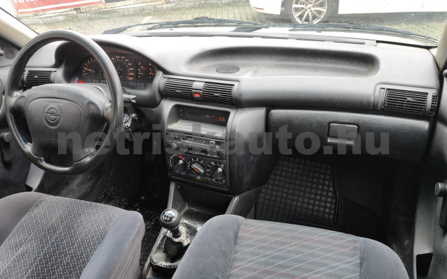 OPEL Astra 1.4 16V GL személygépkocsi - 1388cm3 Benzin 121381 7/11