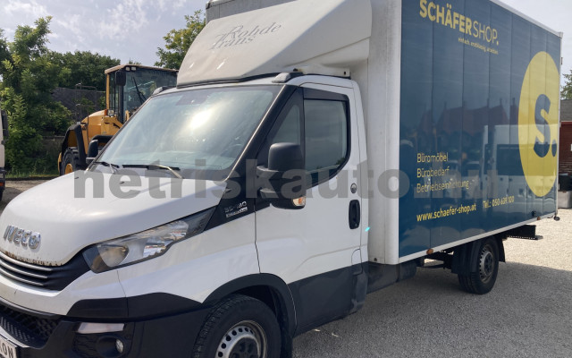 IVECO 35 35 S 18 3750 Aut. tehergépkocsi 3,5t össztömegig - 2998cm3 Diesel 121272 2/8