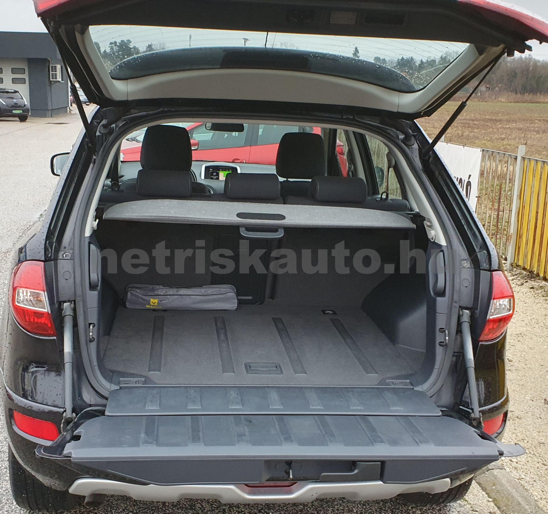 RENAULT Koleos 2.0 dCi Dynamique személygépkocsi - 1995cm3 Diesel 121300 5/6