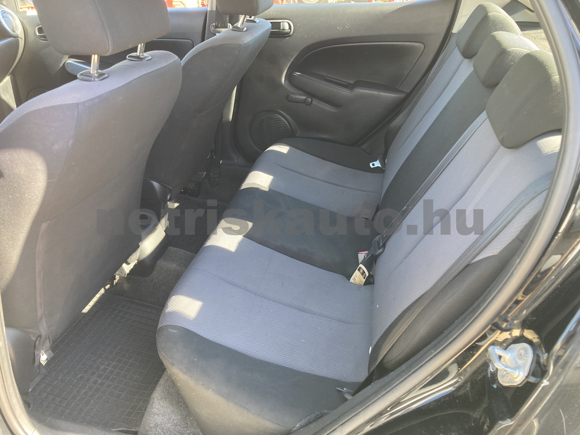 MAZDA Mazda 2 1.3 CE személygépkocsi - 1349cm3 Benzin 121608 8/10