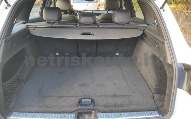 MERCEDES-BENZ GLC-osztály GLC 220 d 4Matic 9G-TRONIC személygépkocsi - 2143cm3 Diesel 121610 11/12