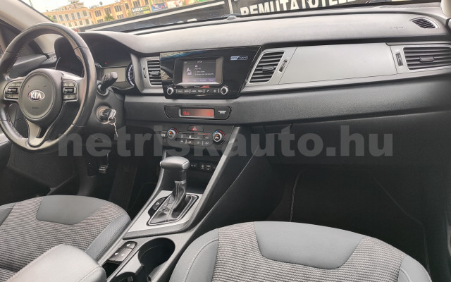 KIA Niro 1.6 GDI LX DCT személygépkocsi - 1580cm3 Hybrid 121487 7/12