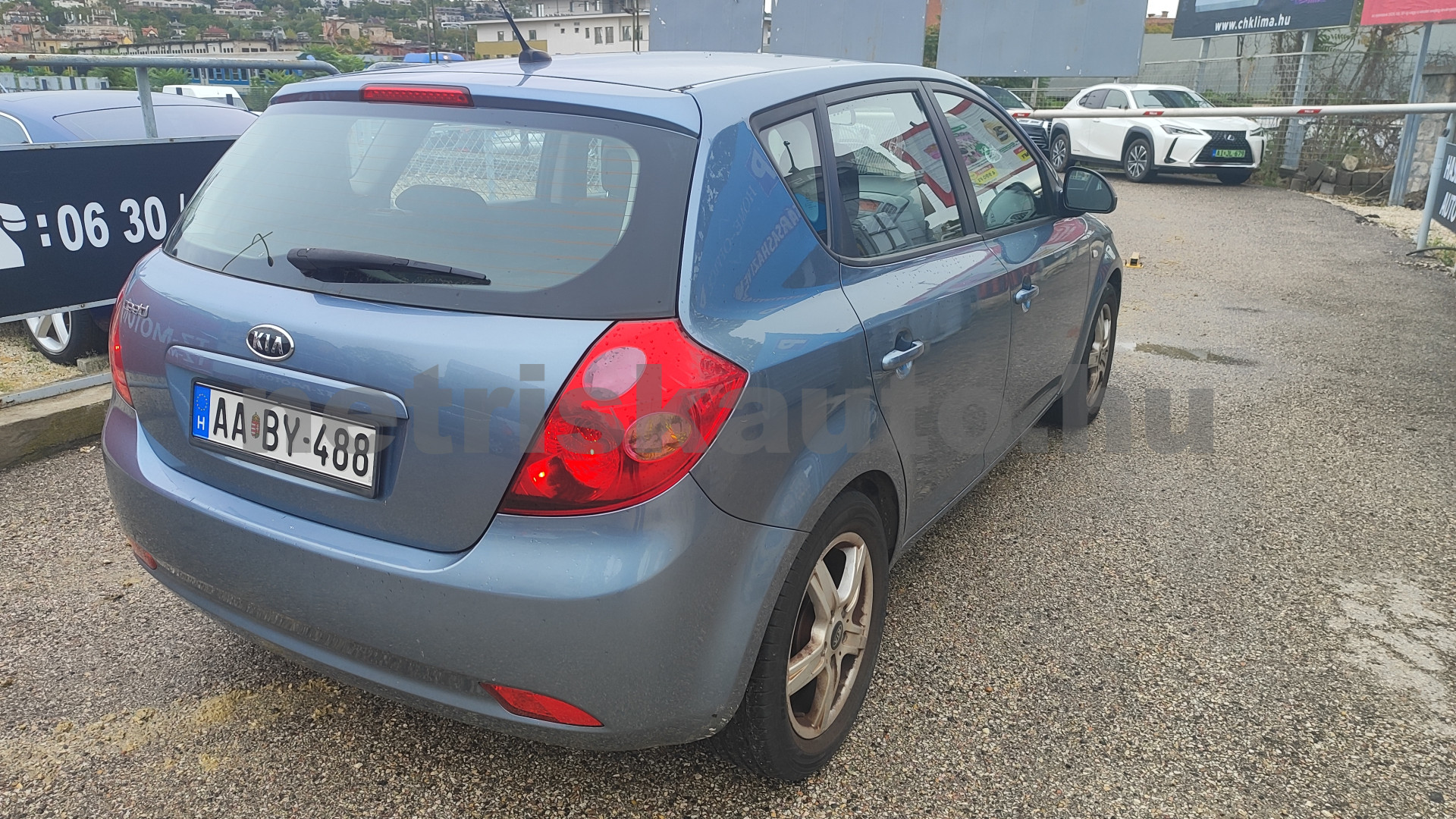 KIA Cee'd 1.4 EX személygépkocsi - 1396cm3 Benzin 121582 12/12