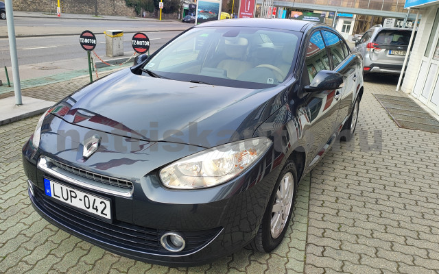RENAULT Fluence 1.6 Privilege EURO5 személygépkocsi - 1598cm3 Benzin 121417 12/12