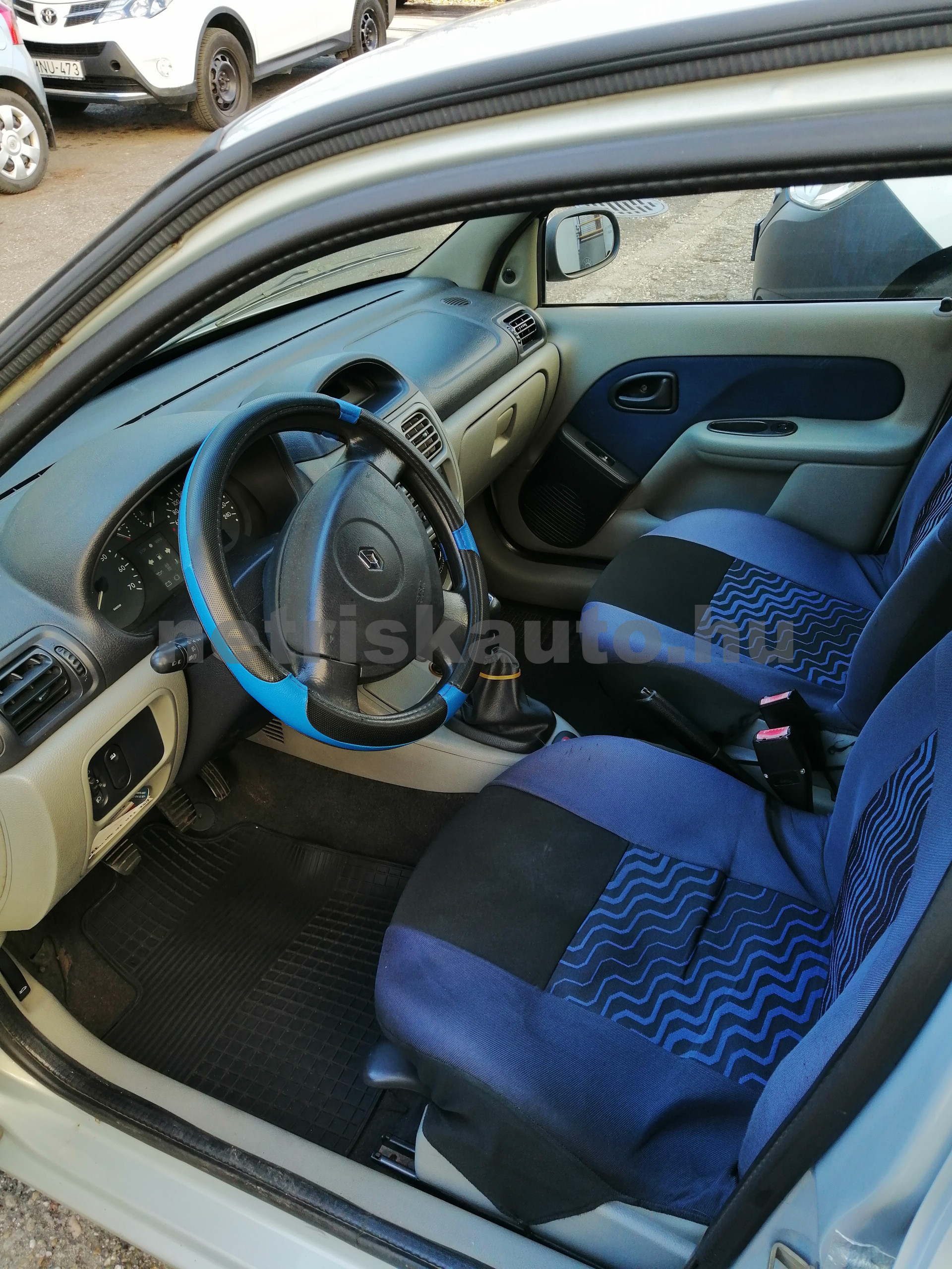 RENAULT Thalia 1.5 dCi Authentique Plus személygépkocsi - 1461cm3 Diesel 121079 3/4