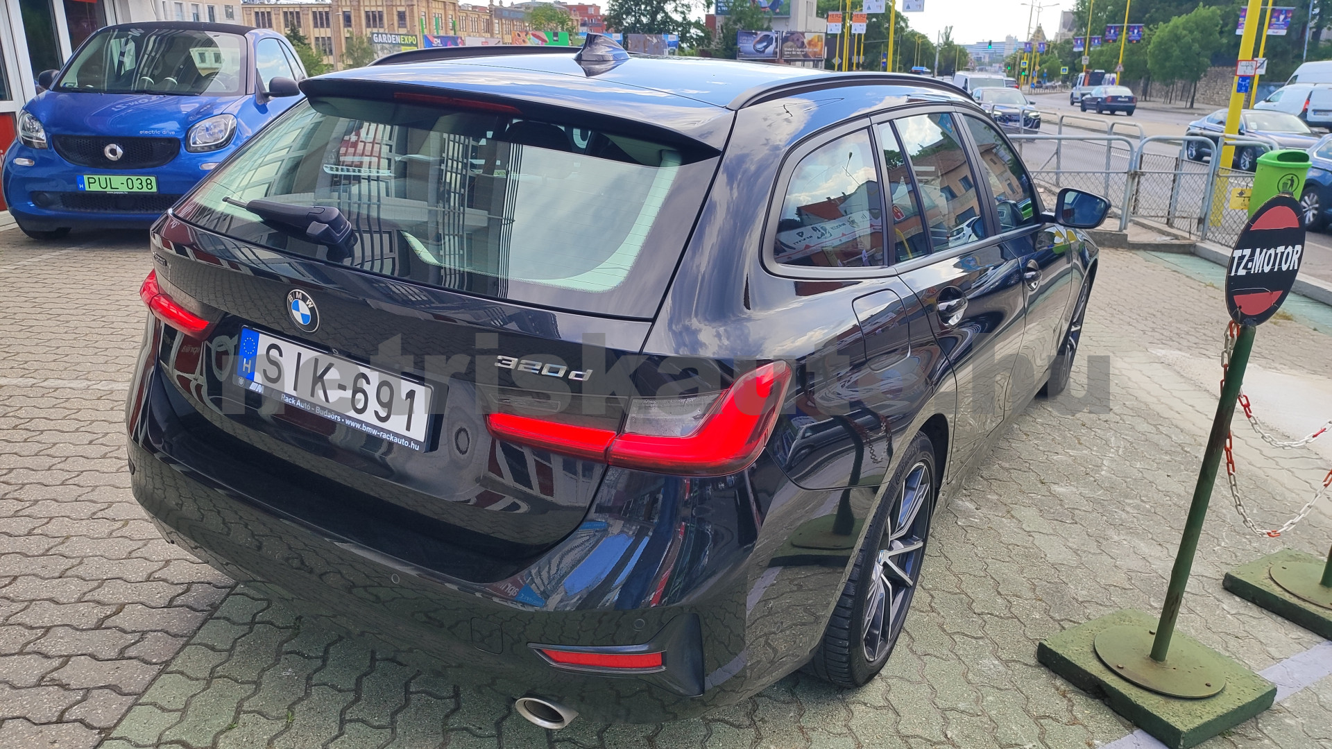 BMW 3-as sorozat 320d xDrive Sport Aut. személygépkocsi - 1995cm3 Diesel 121483 12/12