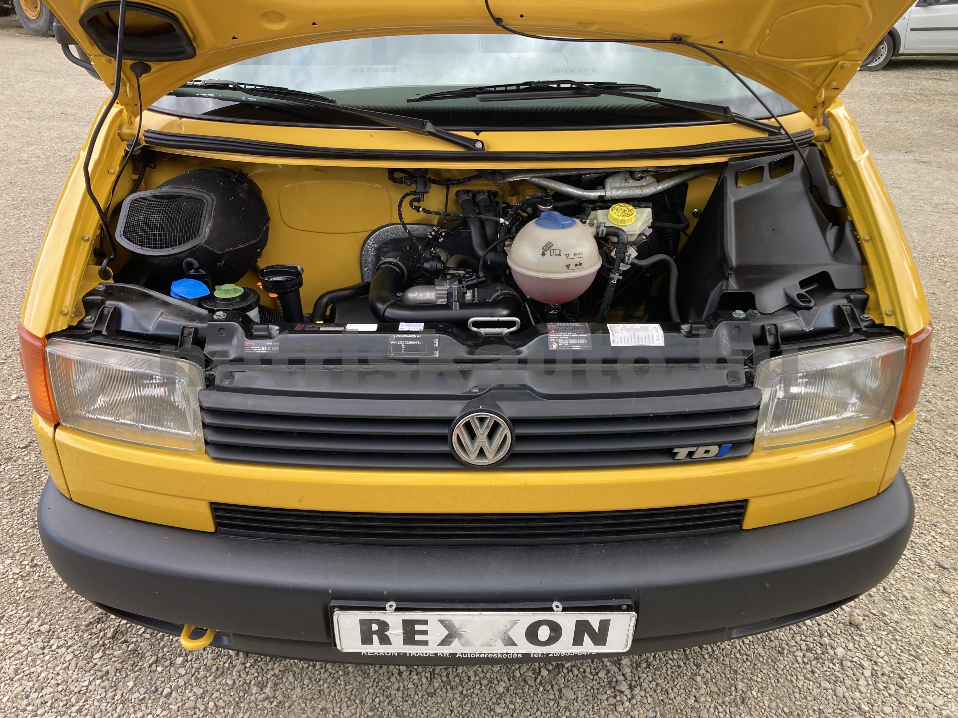 VW Transporter 2.5 7DM 1T2 tehergépkocsi 3,5t össztömegig - 2461cm3 Diesel 121508 6/9