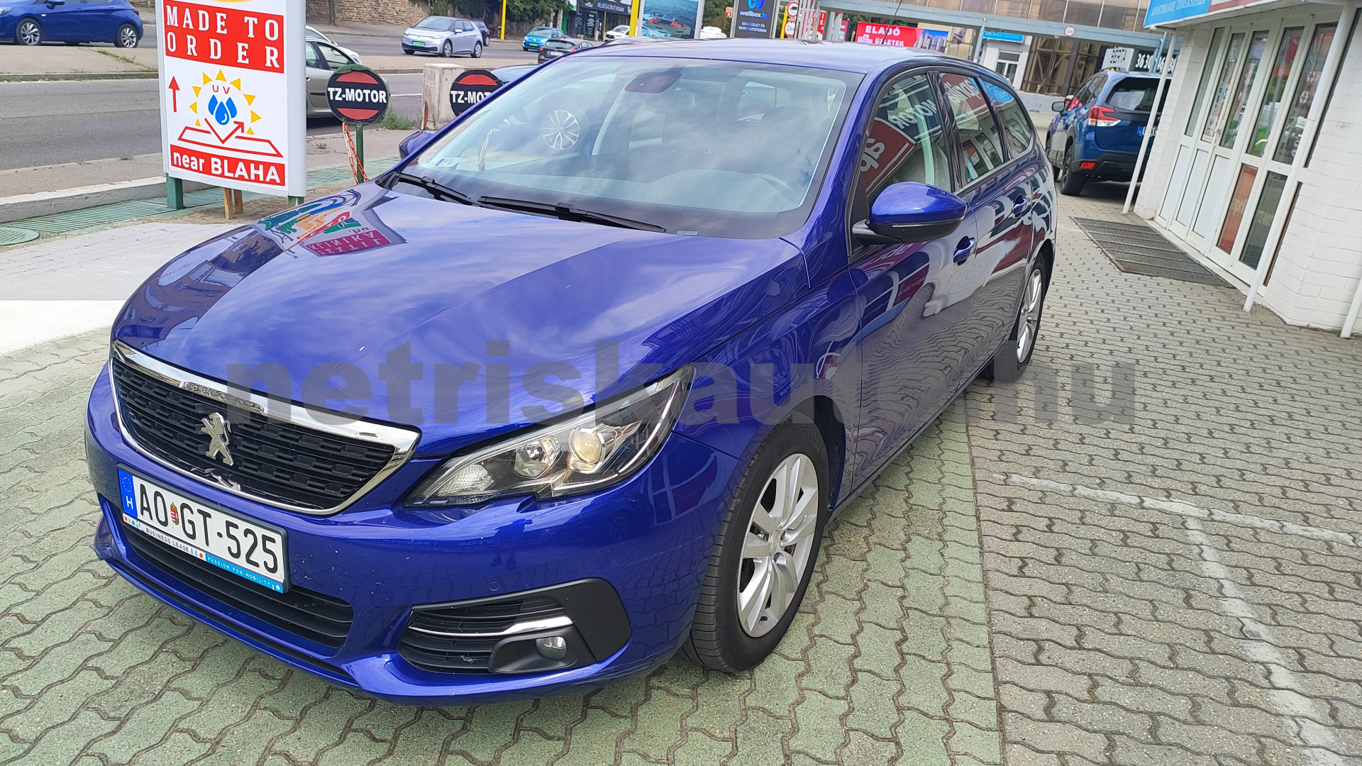 PEUGEOT 308 1.5 BlueHDi Allure személygépkocsi - 1499cm3 Diesel 121526 11/12