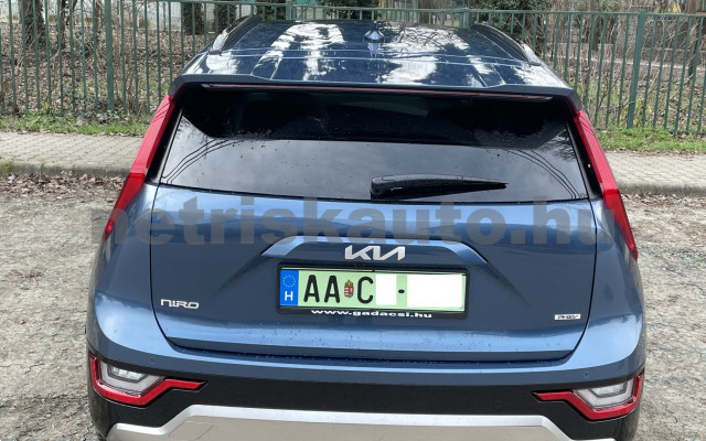 KIA Niro 1.6 GDI Platinum DCT személygépkocsi - 1580cm3 Hybrid 120258 3/11