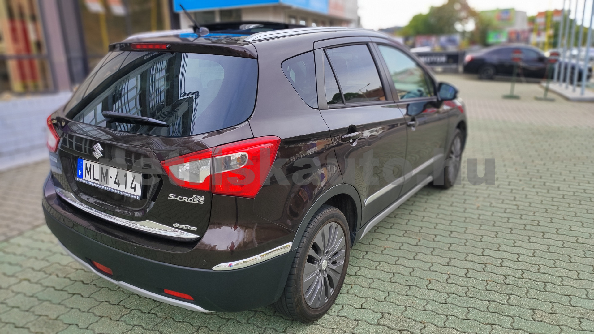SUZUKI SX4 S-Cross 1.6 DDiS GLX 4WD napfénytető, EASS személygépkocsi - 1598cm3 Diesel 121293 2/12