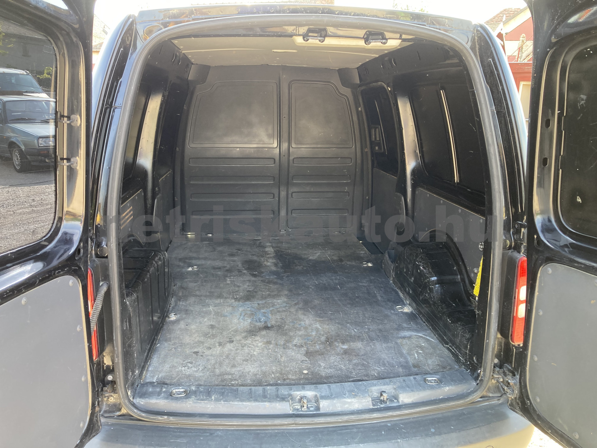 VW Caddy 1.6 CR TDI Maxi tehergépkocsi 3,5t össztömegig - 1598cm3 Diesel 120180 6/8