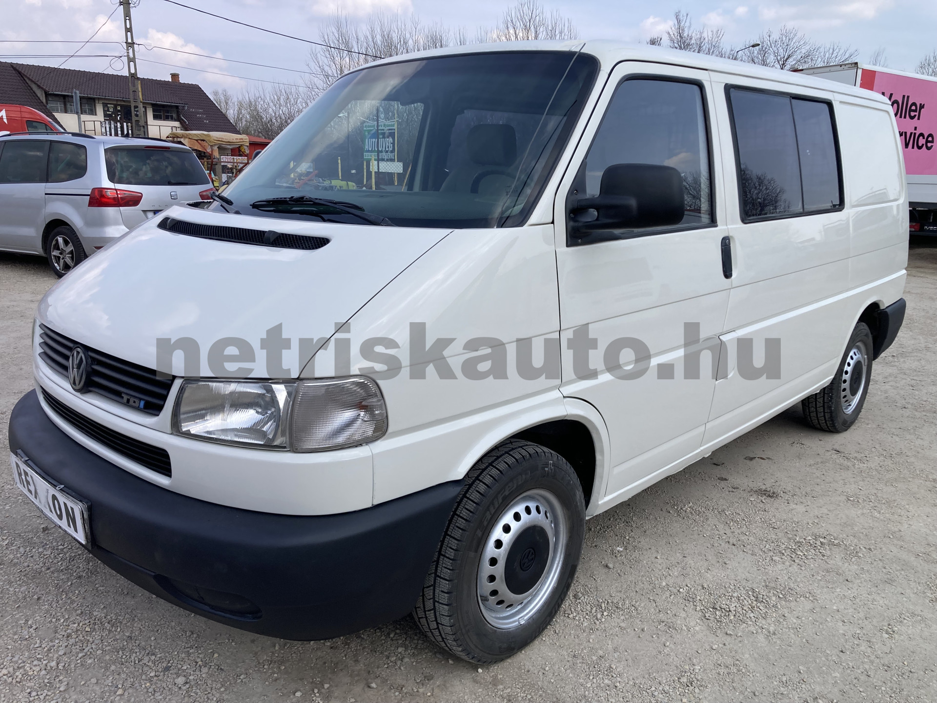 VW Transporter 2.5 Mixto tehergépkocsi 3,5t össztömegig - 2461cm3 Diesel 121415 2/9